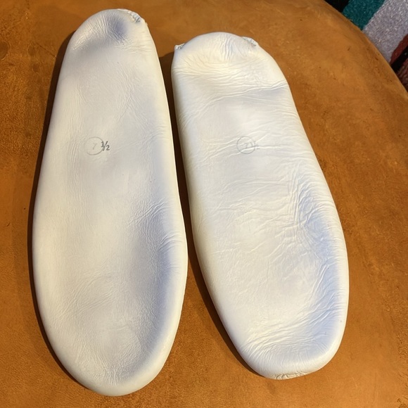 Vintage white moccasins. Rare find - Picture 3 of 4